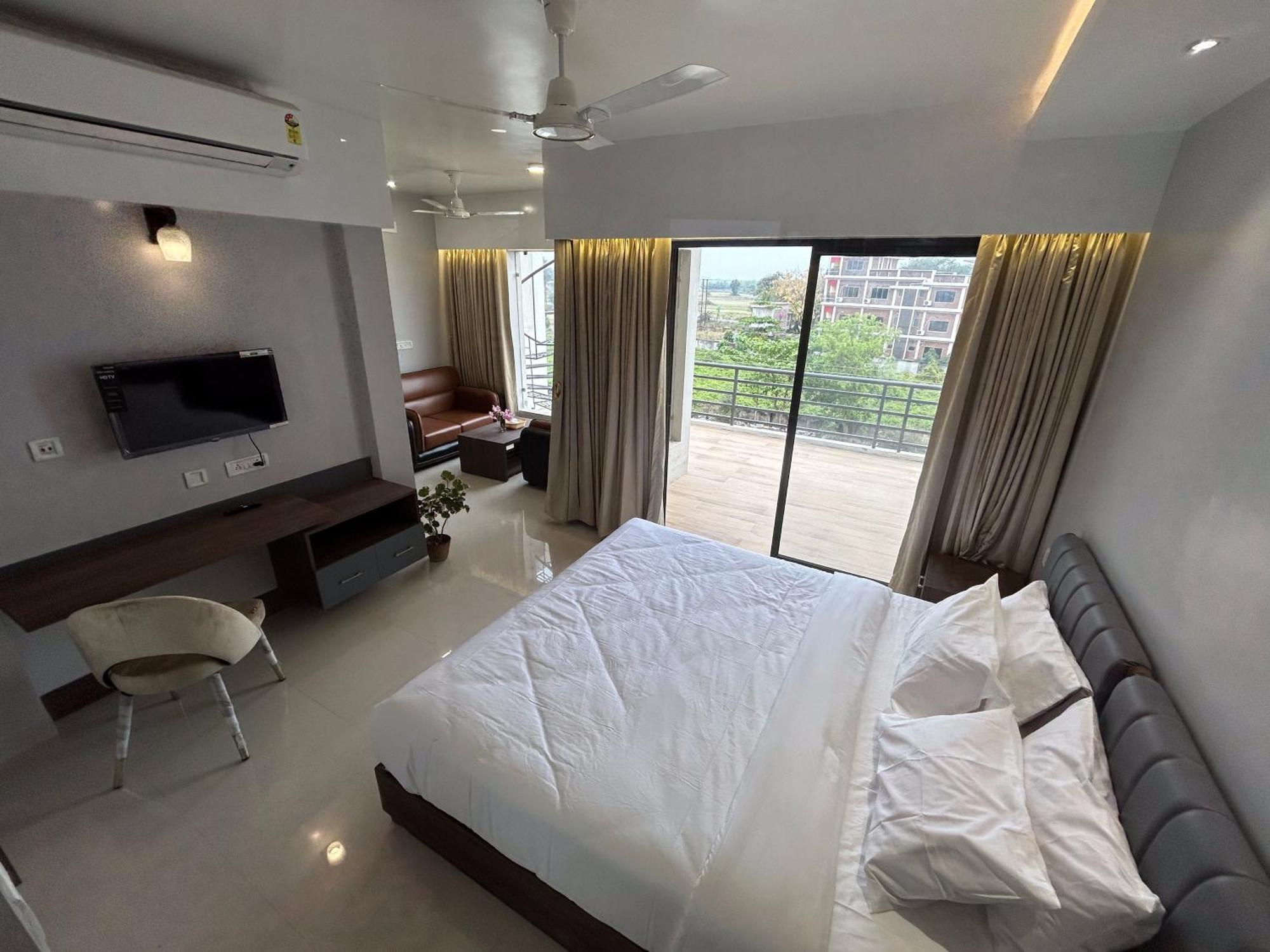 The Pearl Club Resort Shanti Niketan Exterior photo