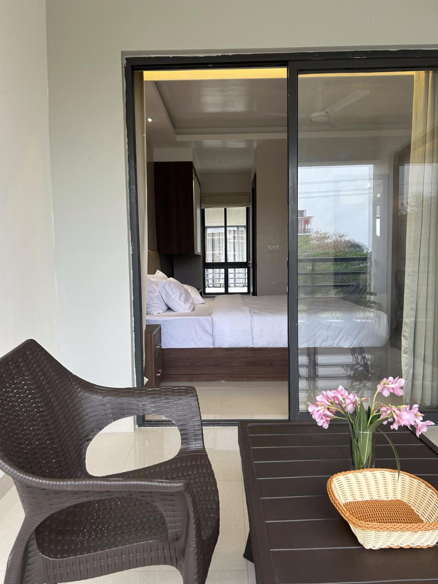 The Pearl Club Resort Shanti Niketan Exterior photo